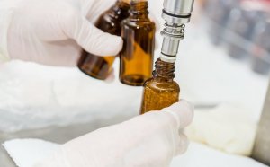 醫學藥品製造過程玻璃瓶抗菌